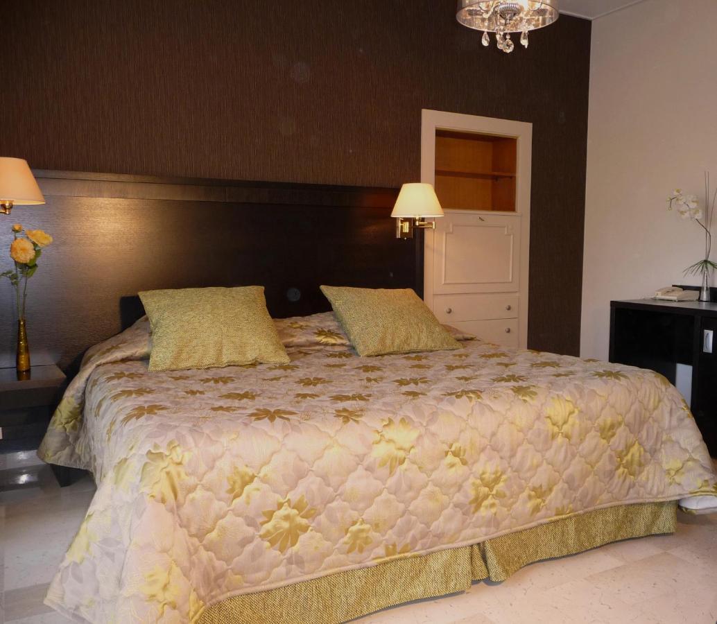 Hotel Diana Vence Εξωτερικό φωτογραφία