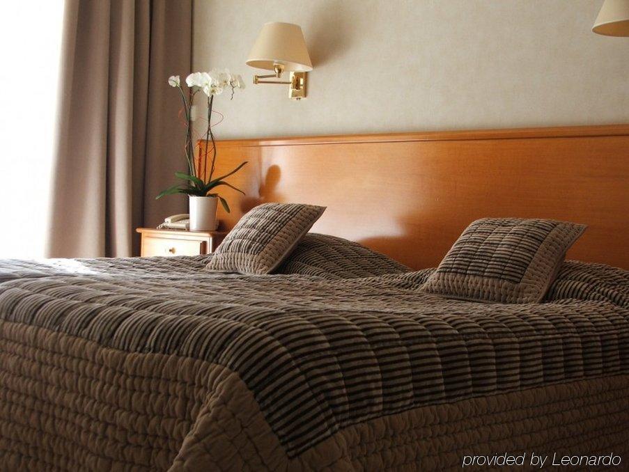Hotel Diana Vence Δωμάτιο φωτογραφία